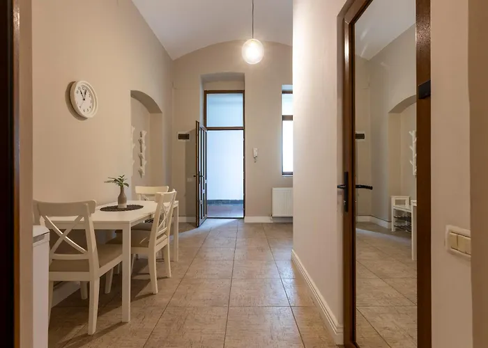 Comfy In Old Town Apartment Timisoara